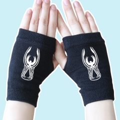 Assassin's Creed Fashion Wing Black Half Finger Top Quality Anime Knitted Gloves 14*8CM
