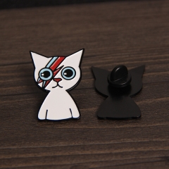 David Bowie White Cat Cosplay Cartoon Decorative Clothes Badge Anime Alloy Brooches Pin